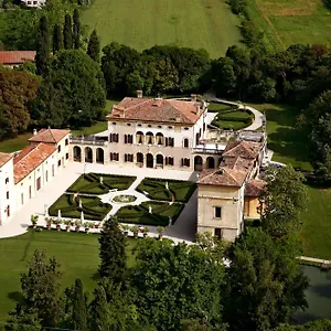 https://villa-giona.hotelinveneto.com
